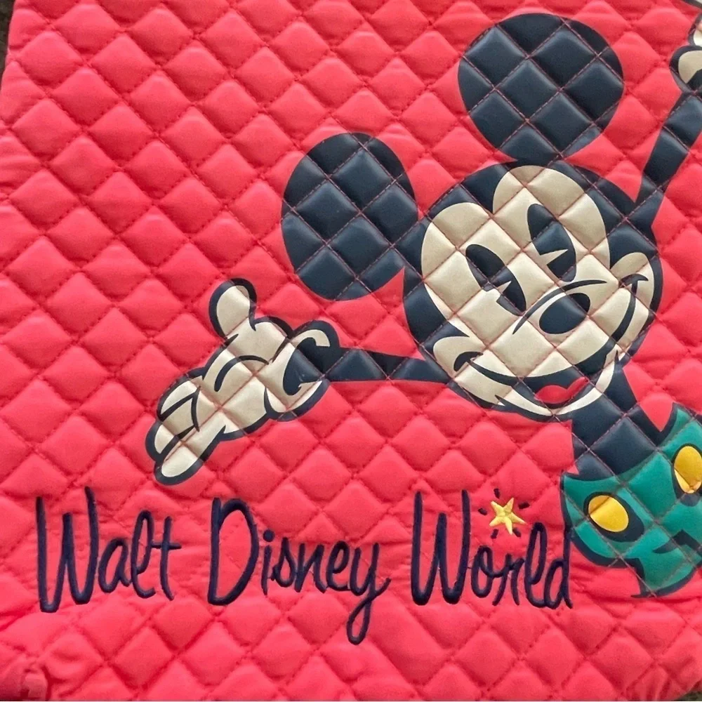 🔥❤️NWOT Authentic Disney Parks Mickey purse - cross body style! Embroidered‼️